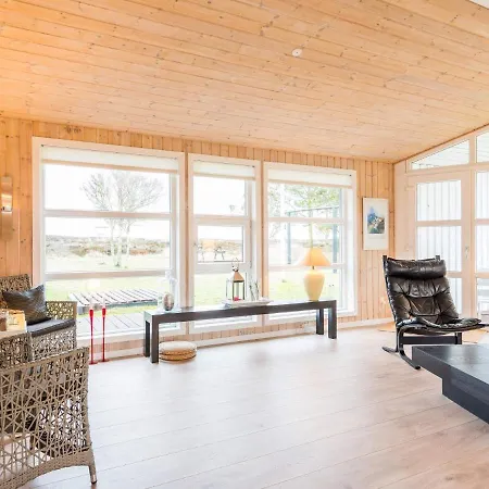 Holiday home Holiday Henne Lv